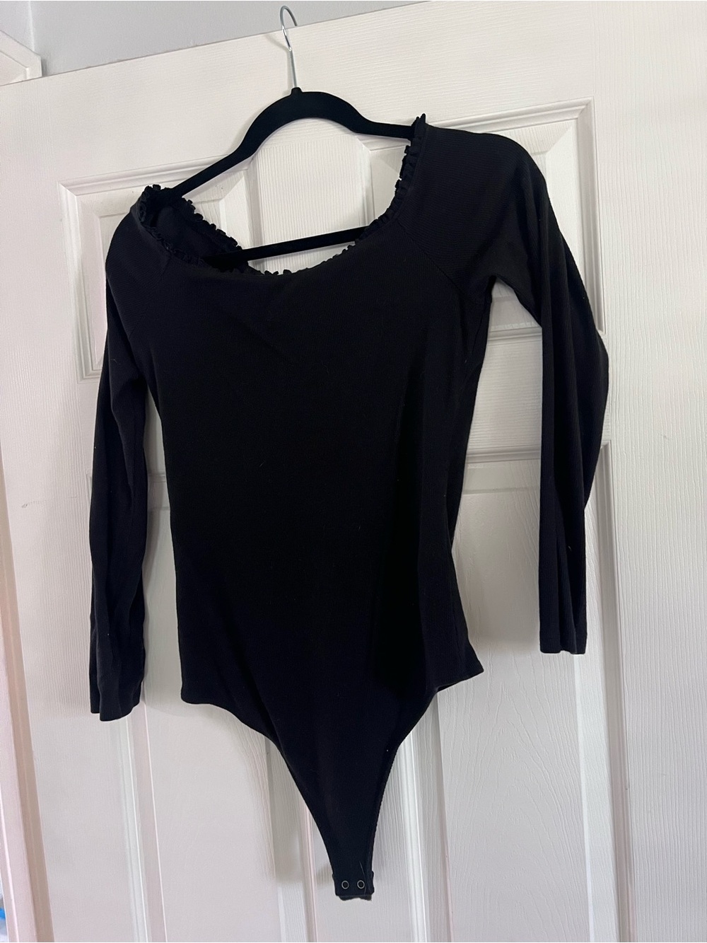 Abercrombie & Fitch Black Ruffle Trim Long Sleeve Top